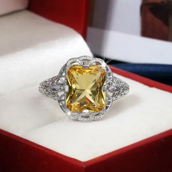 🎀925 Princess Cut Classin Citrine Ring - Picture 8 of 12